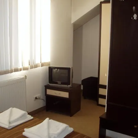 Riskyoff Otel